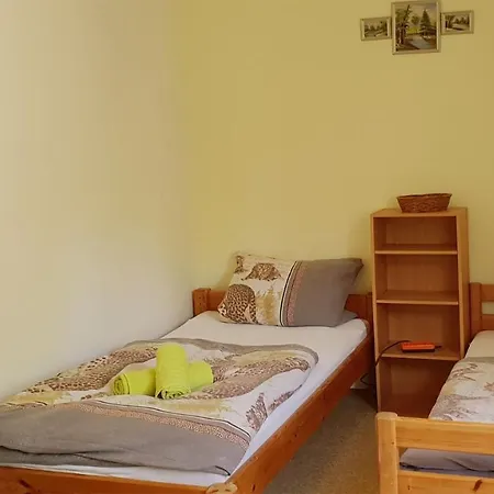 Bellenberg :: Green Garden House בית הארחה Bellenberg