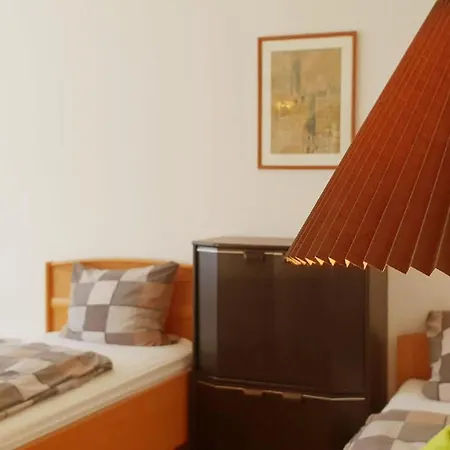 Bellenberg :: Green Garden House בית הארחה